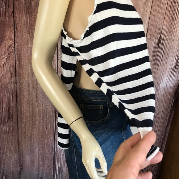 Hem & Thread Stripe Top Open Sides Small - Picture 7 of 7